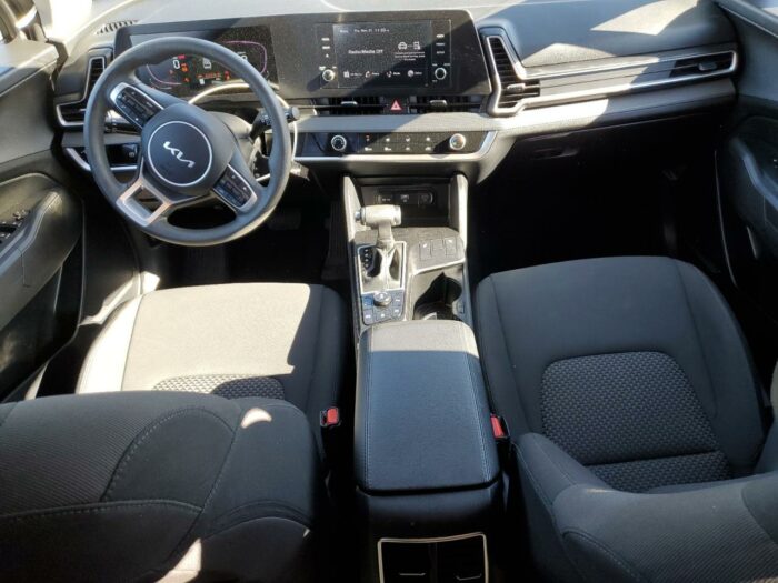 2023 Kia Sportage Lx - Image 4