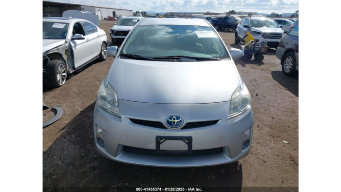 2011 Toyota Prius - Image 2