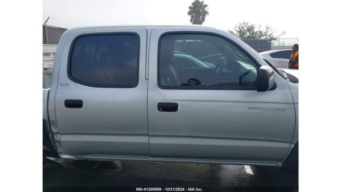 2004 Toyota Tacoma - Image 4