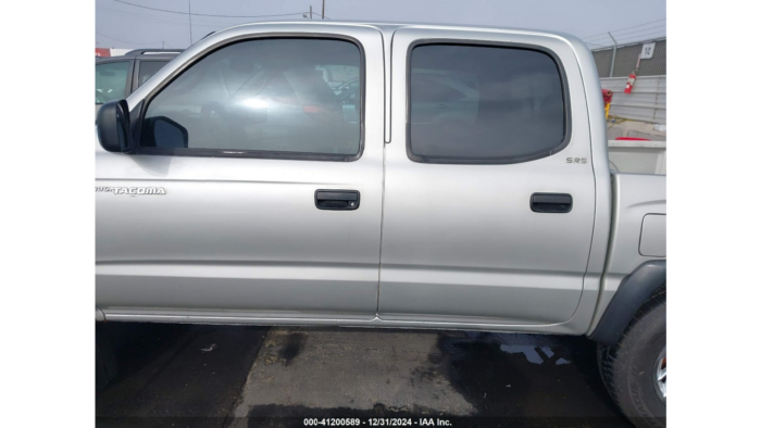 2004 Toyota Tacoma - Image 5