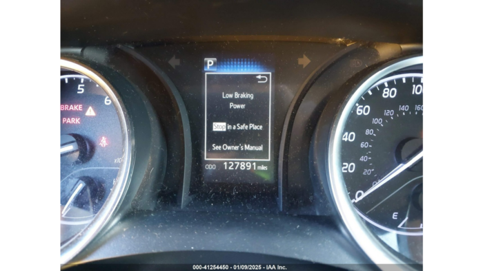 2018 Toyota Camry - Image 9