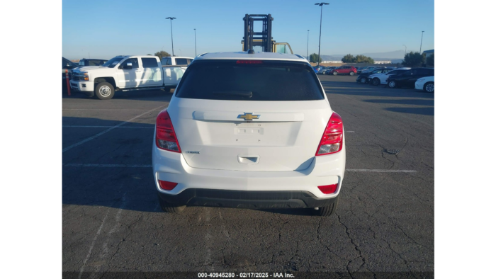 2020 Chevrolet Trax Ls - Image 5
