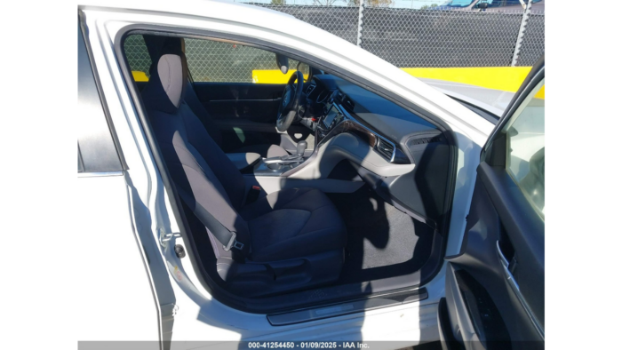 2018 Toyota Camry - Image 7
