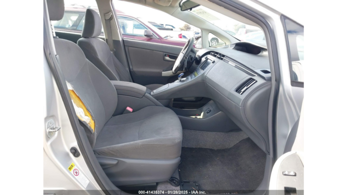 2011 Toyota Prius - Image 7