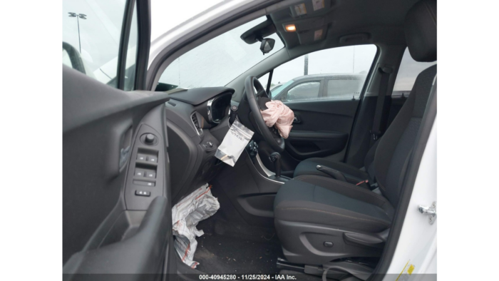 2020 Chevrolet Trax Ls - Image 7