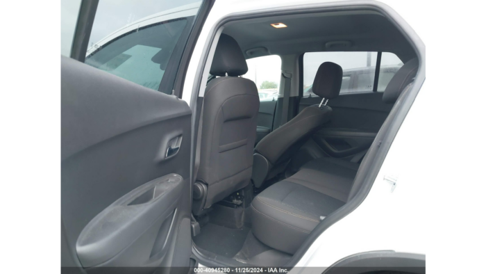 2020 Chevrolet Trax Ls - Image 8