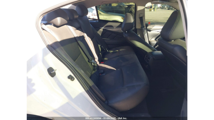 2016 Infiniti Q50 - Image 6