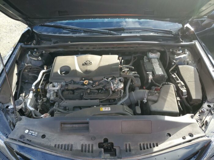 2021 Toyota Camry Se - Image 4