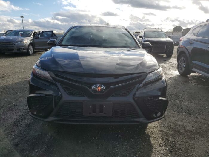 2021 Toyota Camry Se - Image 2