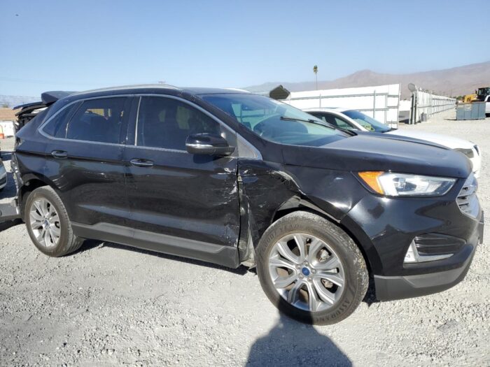 2019 Ford Edge - Image 2