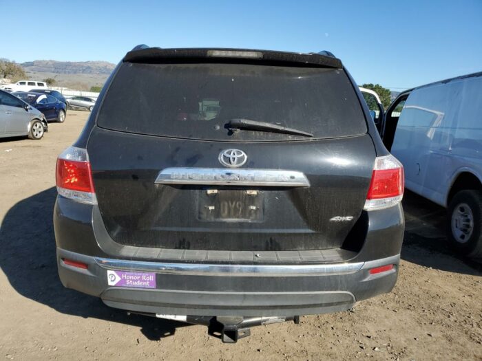 2011 Toyota Highlander - Image 4