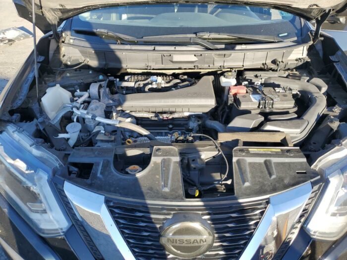 2019 Nissan Rogue S - Image 4
