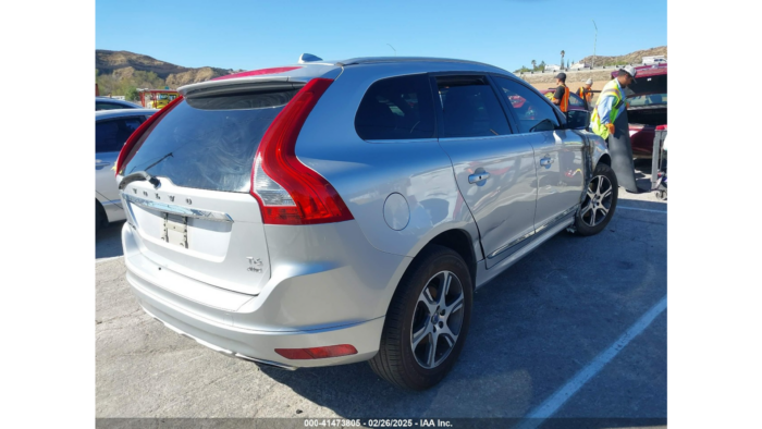 2014 Volvo XC60 - Image 3
