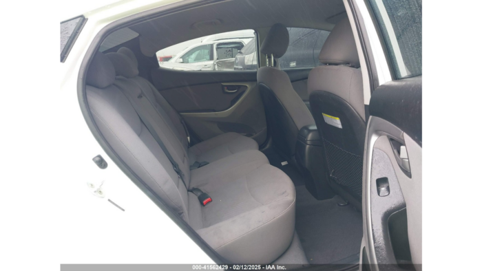 2015 Hyundai Elantra Se - Image 5