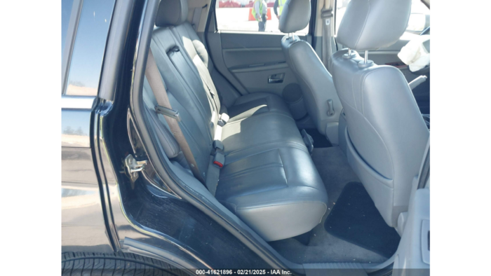 2007 Jeep Grand Cherokee - Image 4