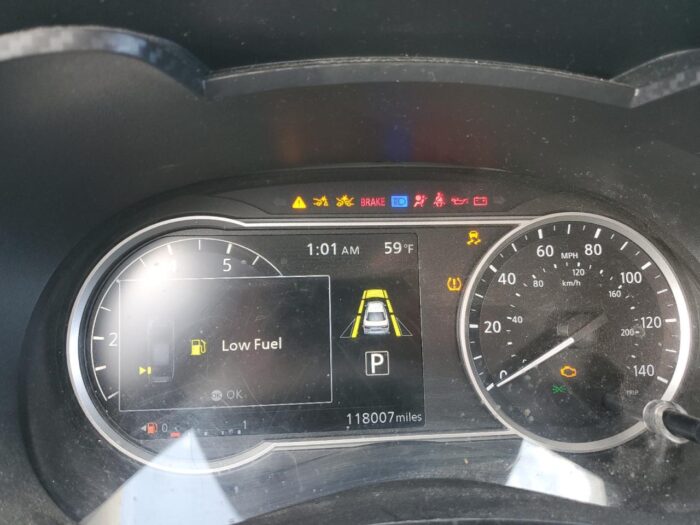 2020 Nissan Versa Sv - Image 9