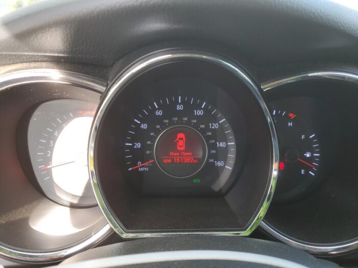 2011 Kia Optima Ex - Image 8