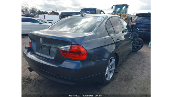 2006 Bmw 325I - Image 5