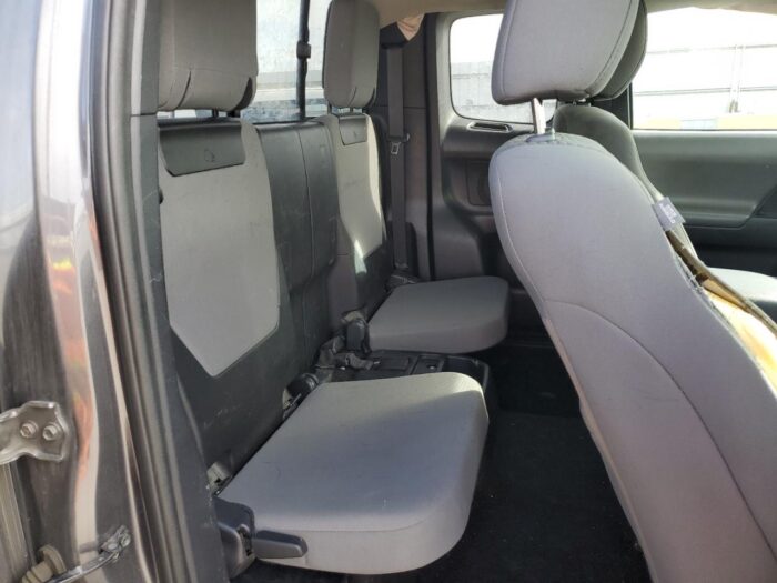 2019 Toyota Tacoma - Image 7