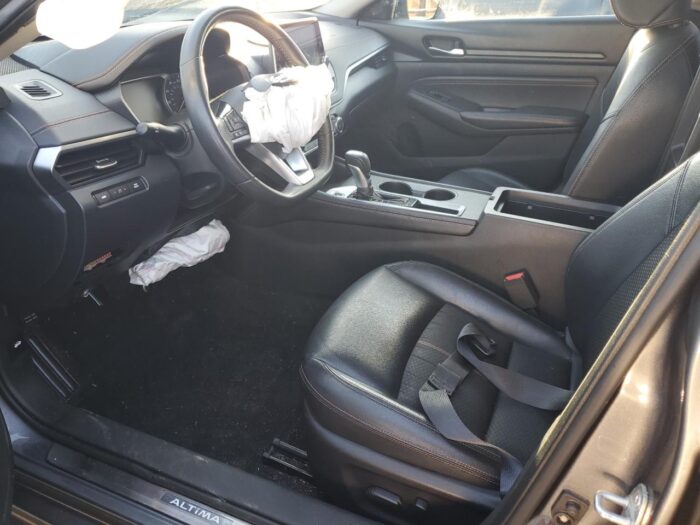 2019 Nissan Altima Sr - Imagen 5