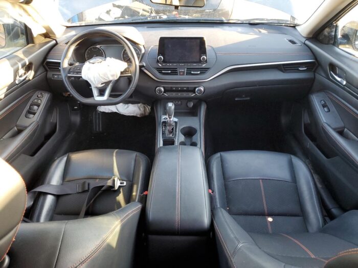 2019 Nissan Altima Sr - Imagen 4