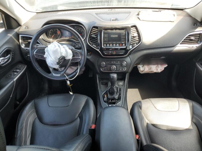 2019 Jeep Cherokee - Image 4