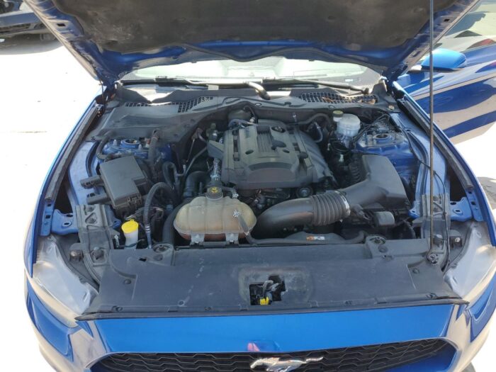 2017 Ford Mustang - Imagen 4