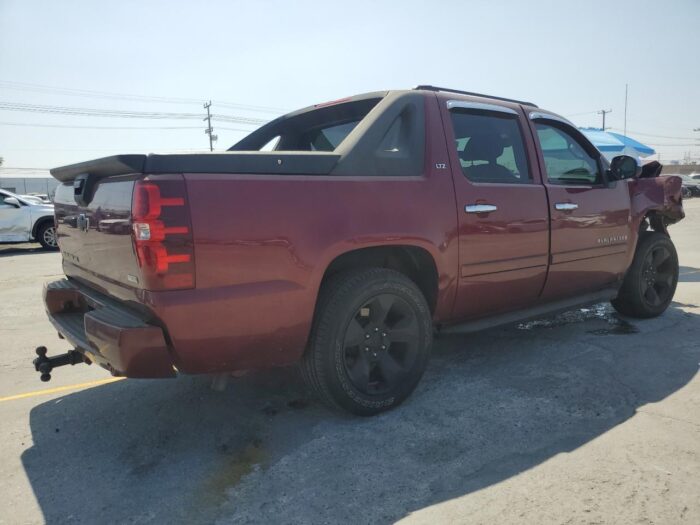 2008 Chevrolet Avalanche 1500 - Image 2