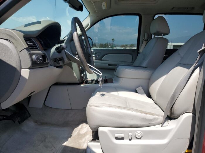 2008 Chevrolet Avalanche 1500 - Image 5