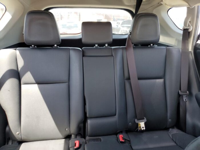 2015 Toyota Rav4 - Imagen 8