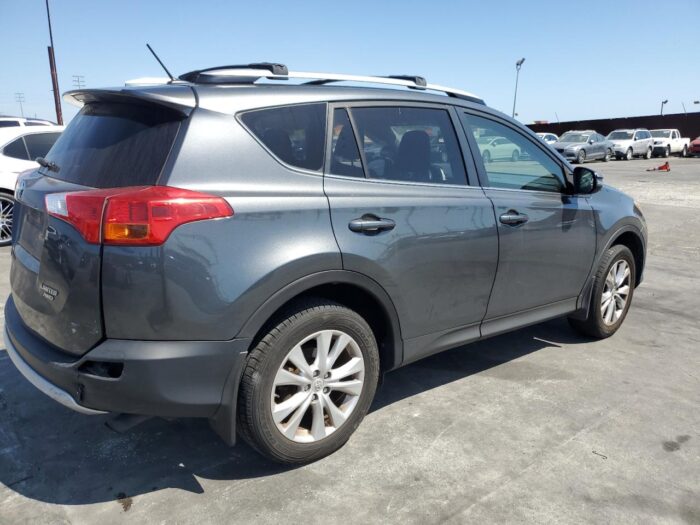 2015 Toyota Rav4 - Imagen 3