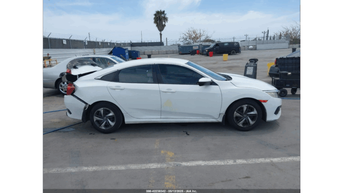 2016 Honda Civic Lx - Image 4