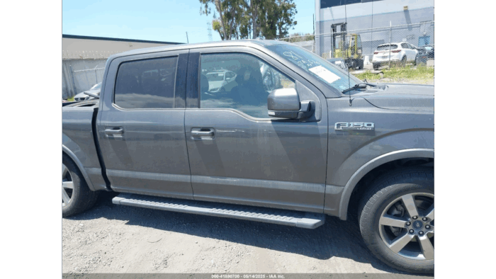 2015 Ford F-150 - Image 3