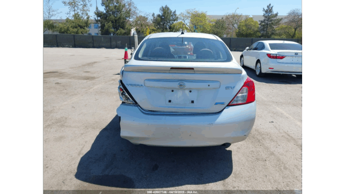 2013 Nissan Versa Sv - Image 7