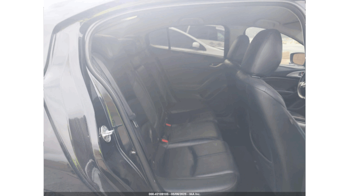 2018 Mazda 3 - Image 6