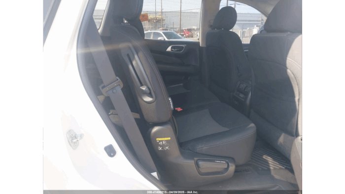 2019 Nissan Pathfinder Sv - Image 7