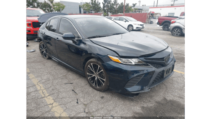 2020 Toyota Camry Se - Imagen 3