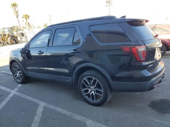 2016 Ford Explorer - Image 4