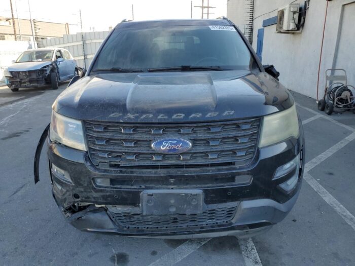 2016 Ford Explorer - Image 2