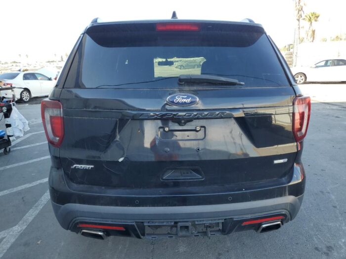 2016 Ford Explorer - Image 6