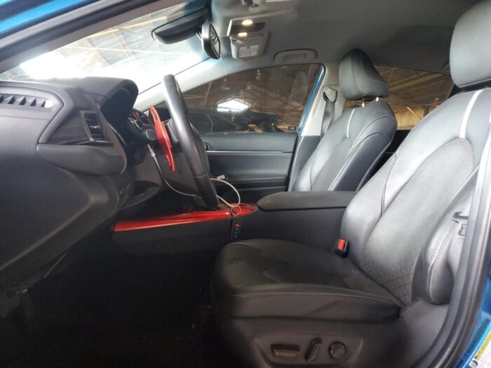 2019 Toyota Camry Xse - Image 6