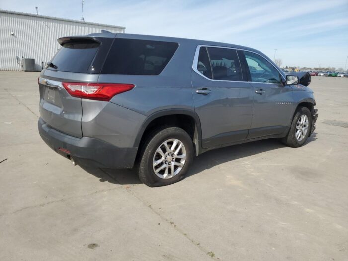 2018 Chevrolet Traverse Ls - Image 2