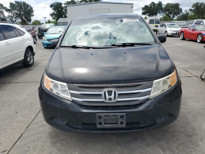 2011 Honda Odyssey Exl - Image 2