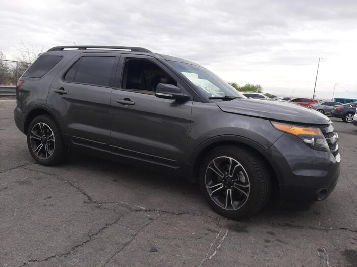 2015 Ford Explorer