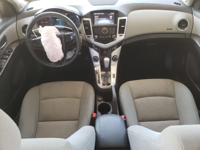 2016 Chevrolet Cruze - Image 6