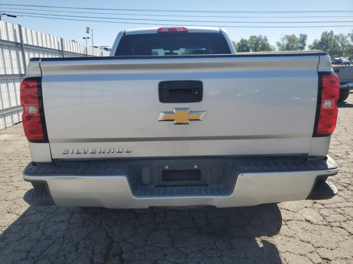 2018 Chevrolet Silverado 1500 - Image 3