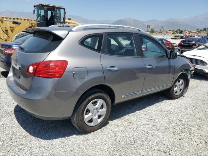 2015 Nissan Rogue - Imagen 2