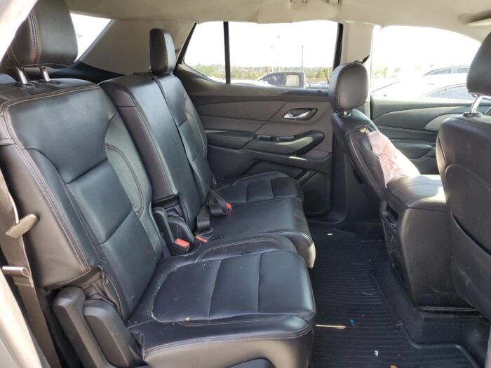 2018 Chevrolet Traverse Ls - Image 6