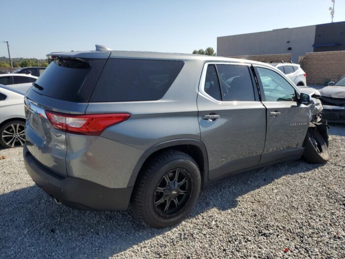 2018 Chevrolet Traverse Ls - Image 2
