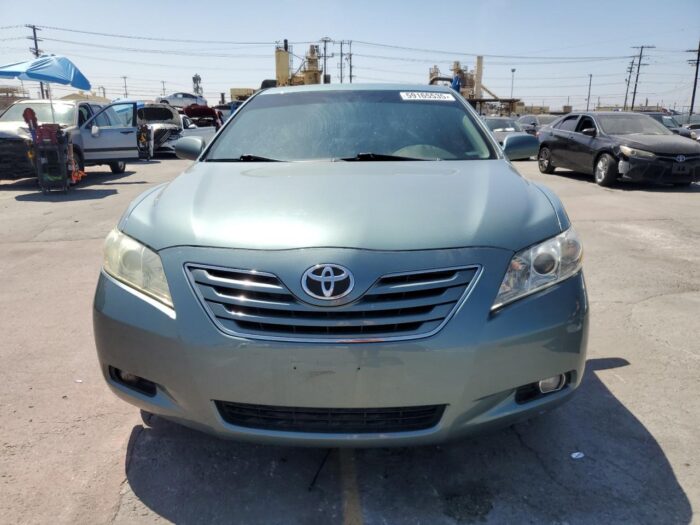 2007 Toyota Camry Le - Image 2